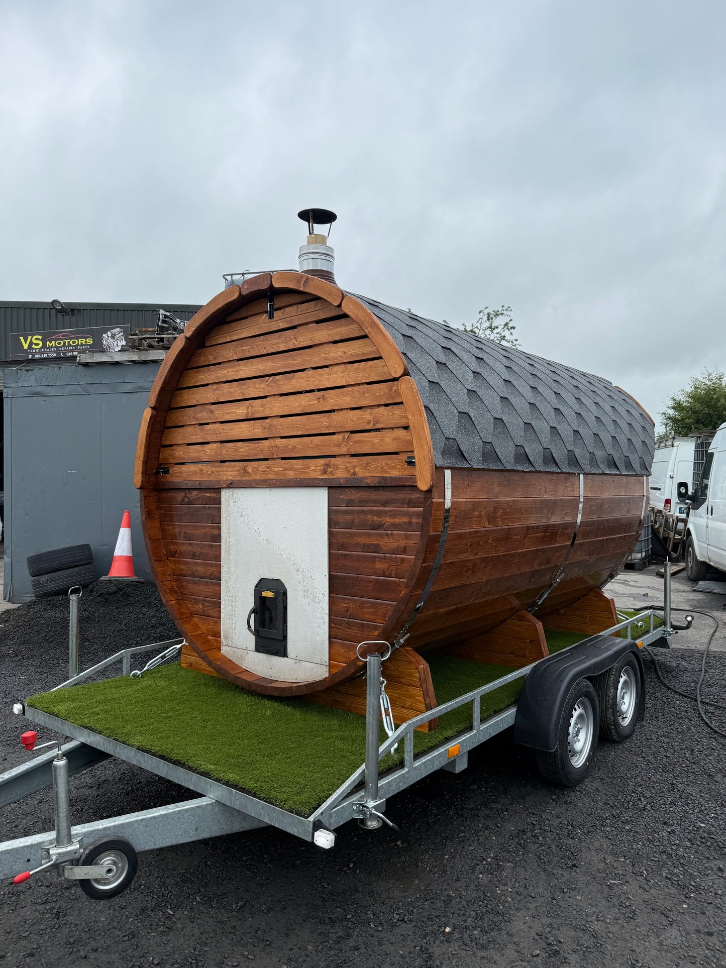 Mobile Barrel sauna 3m on trailer