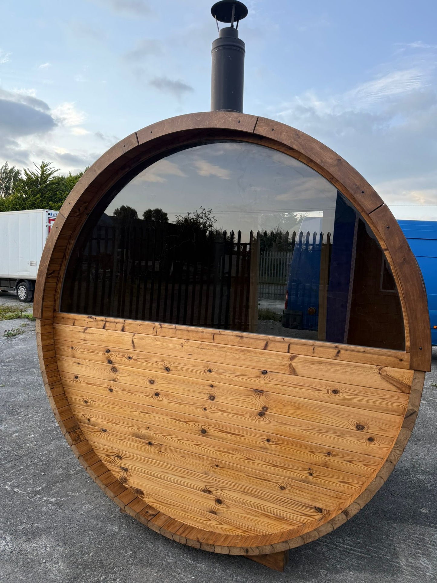 Barrel Sauna 2m Thermo Wood 50% Panoramic Glass on Rear