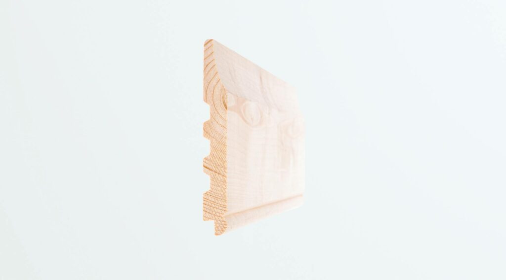 UYK0 | 18 x 146 x 4800 mm | White Spruce Exterior / Interior board | smooth