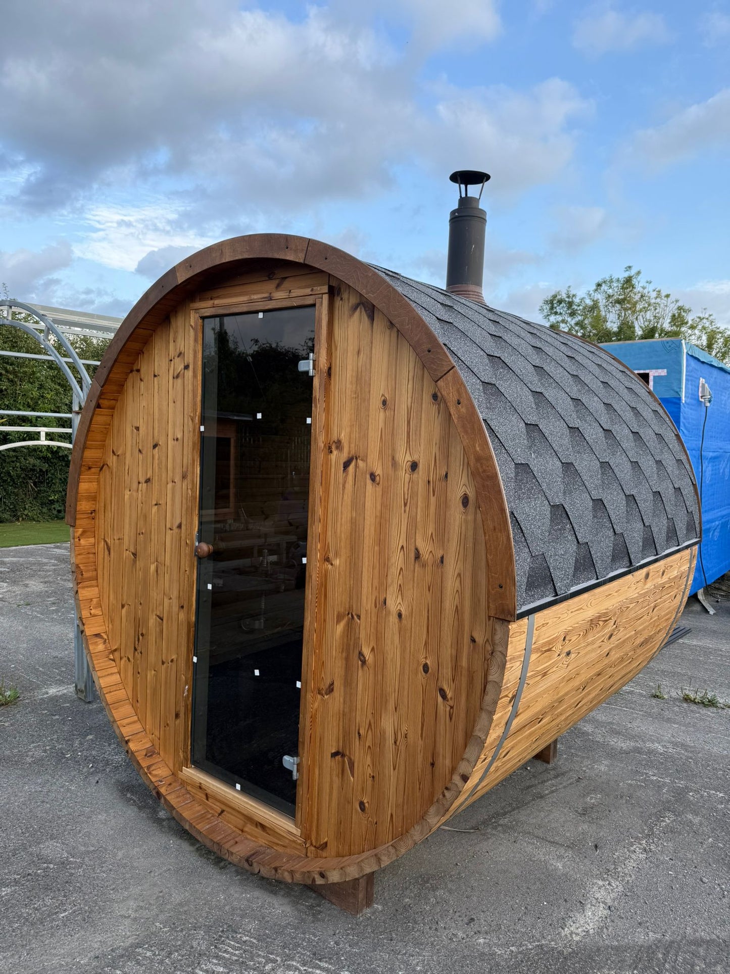 Barrel Sauna 2m Thermo Wood 50% Panoramic Glass on Rear