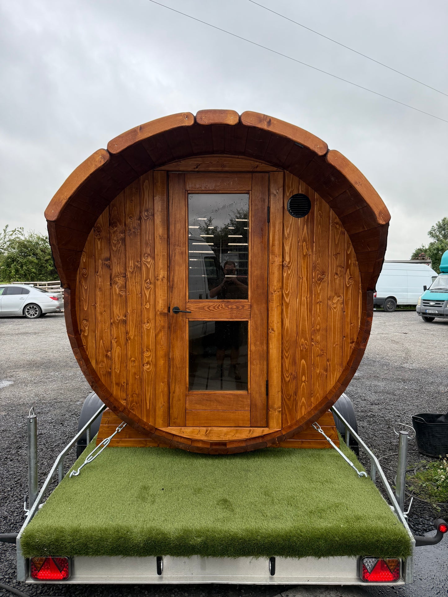 Mobile Barrel sauna 3m on trailer