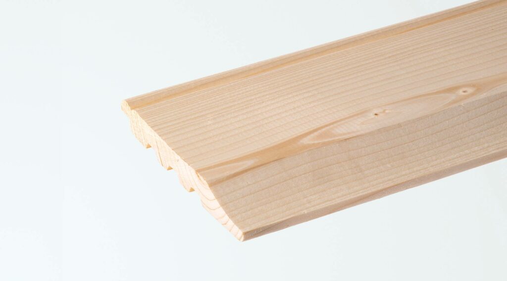 UYK0 | 18 x 146 x 4800 mm | White Spruce Exterior / Interior  board | smooth
